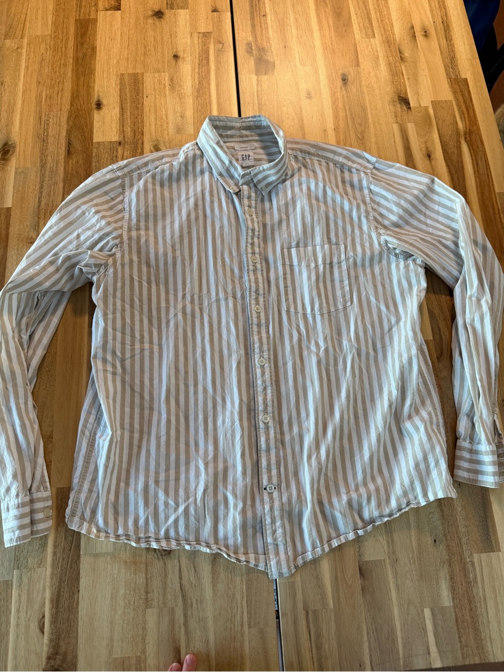 GAP Men's Striped Button-Down Shirt in Tan and White